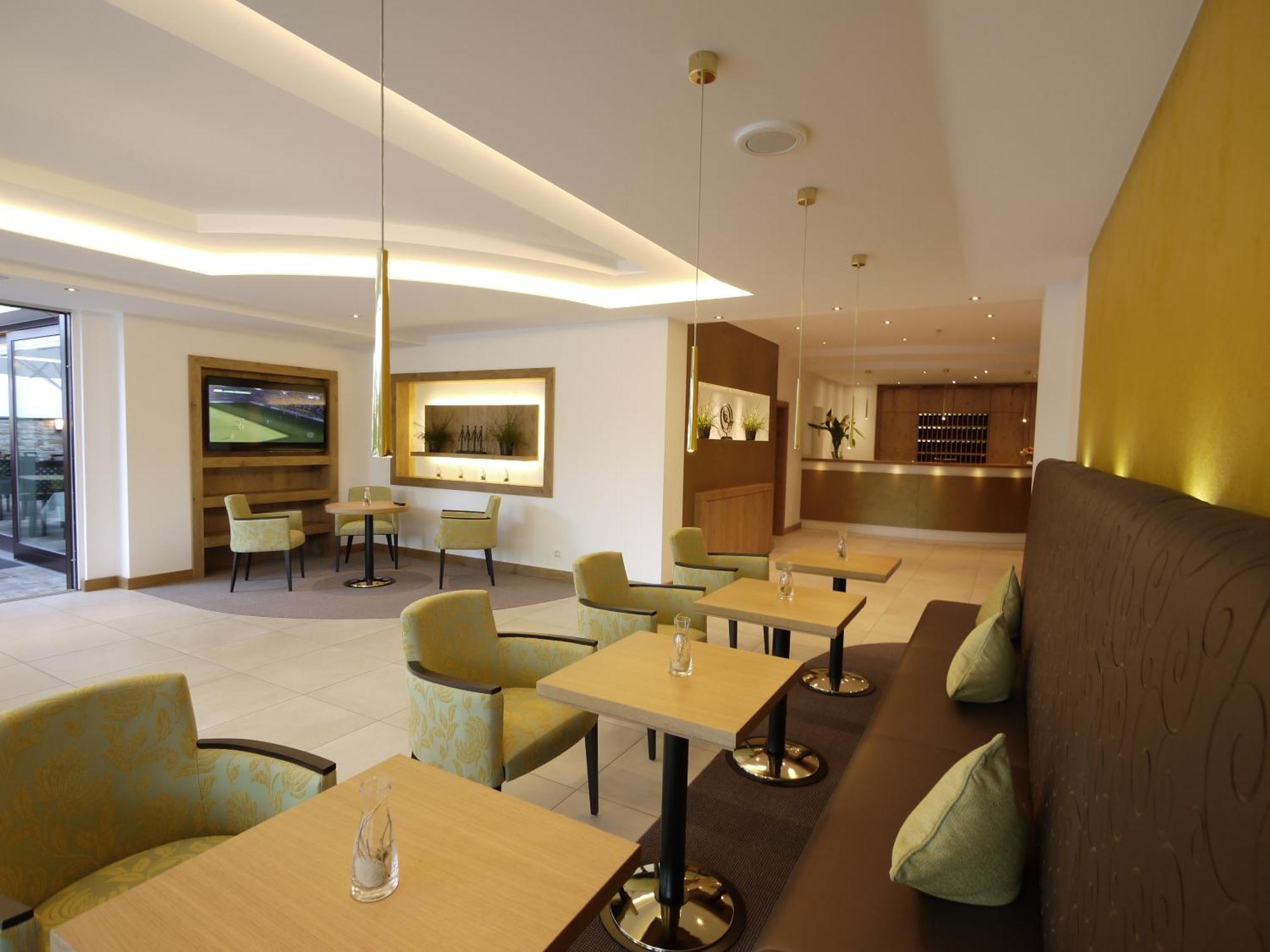 Hotel Konradshof 바트그리스바흐 외부 사진